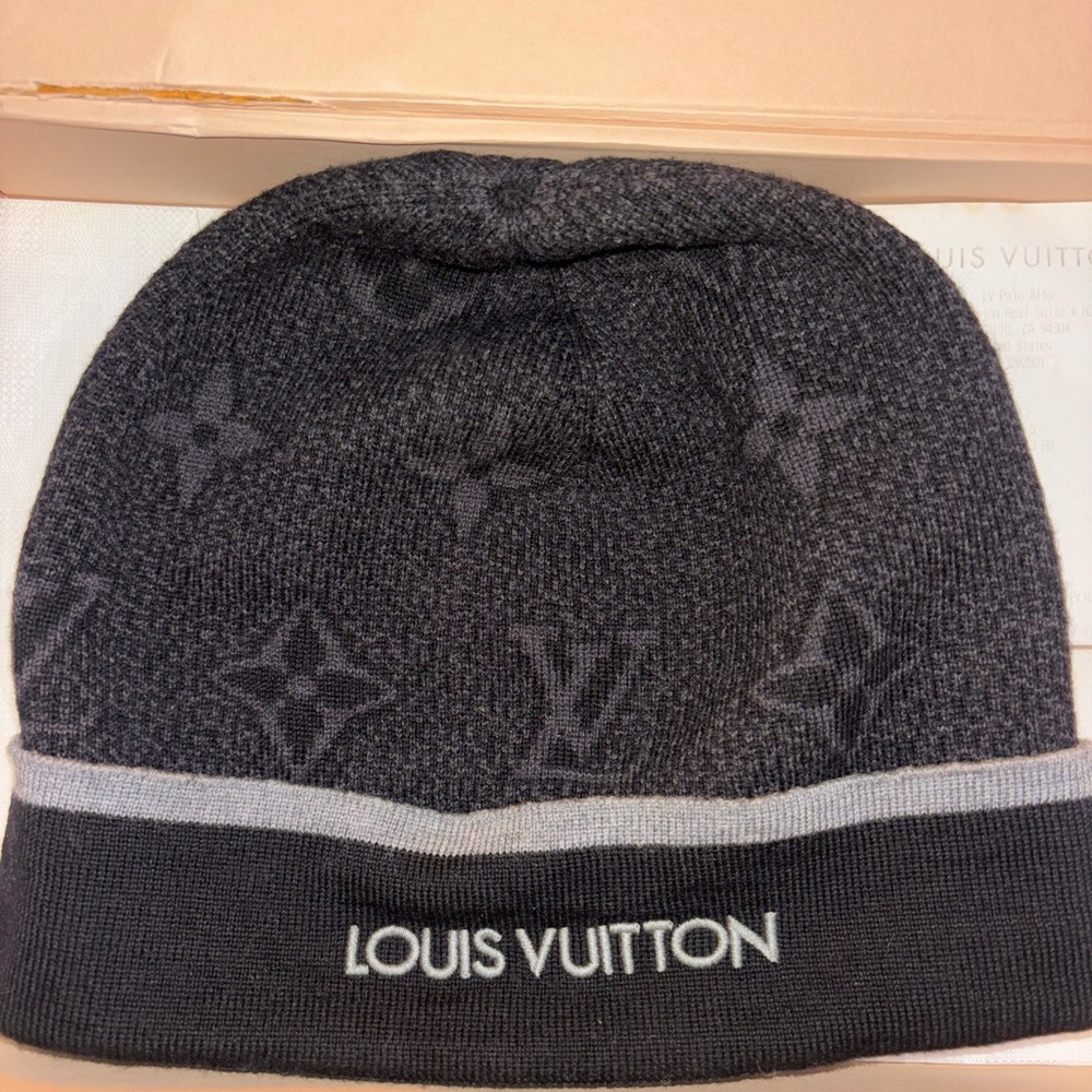 Louis Vuitton Black & Gray Monogram Knit Beanie
